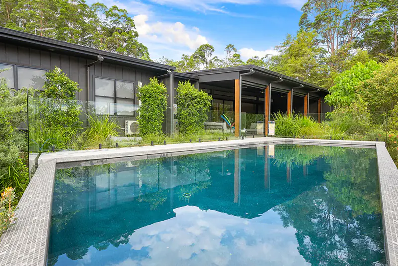 mons-pool-builders-sunshine-coast