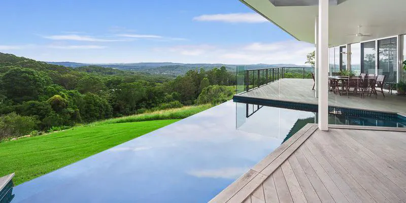 concrete-pool-builder-sunshine-coast-1 concrete-pool-builder-sunshine-coast