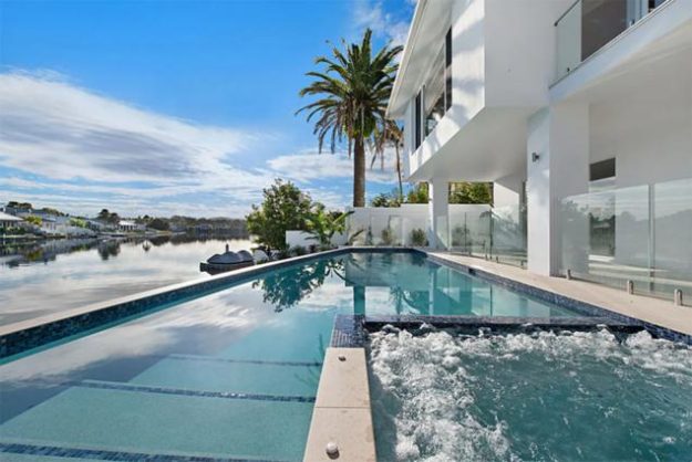 Concrete Pools Advantages, Drawbacks and Construction Process Concrete Pools Advantages, Drawbacks and Construction Process