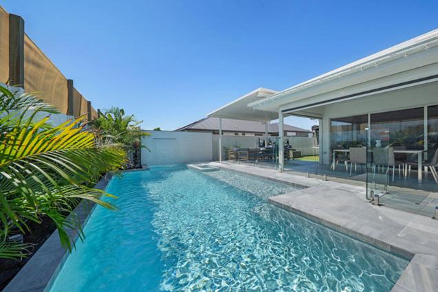 Ways in Which Swimming Pools Improve Your Home & Lifestyle Ways in Which Swimming Pools Improve Your Home & Lifestyle